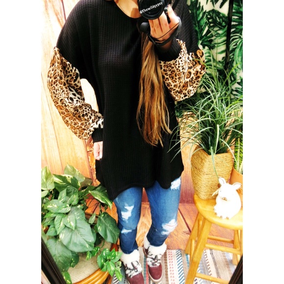 NWT Cheetah print waffle knit long sleeve ✨ - Picture 4 of 7